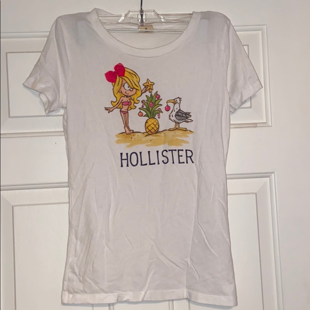 Hollister Xmas T-shirt